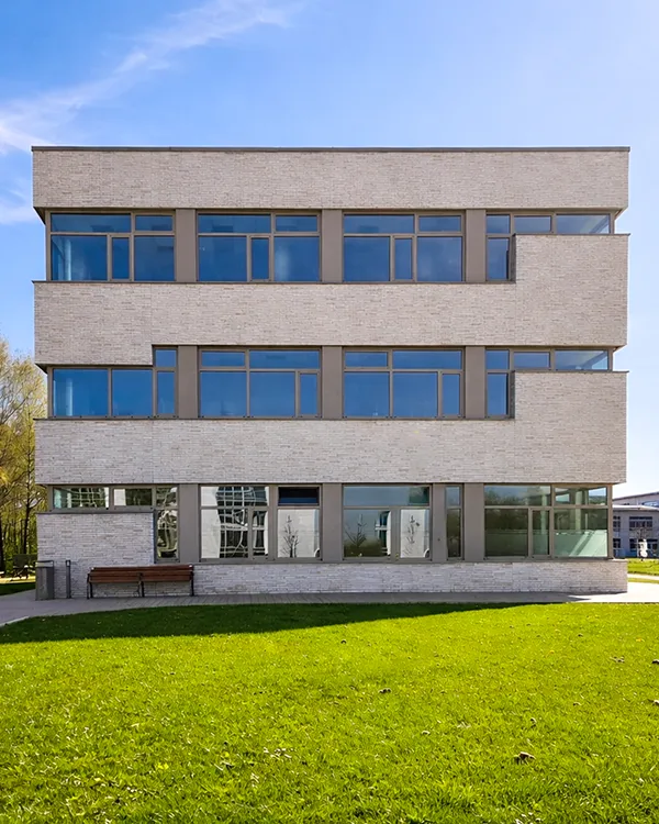 Fenster Referenz Schule Pb